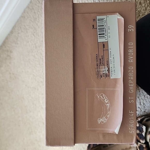 Miu Miu Leapord Calf Hair Flats NWT - Picture 4 of 4